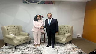 مصر وكندا تبحثان التعاون الاقتصادي والأوضاع في غزة 