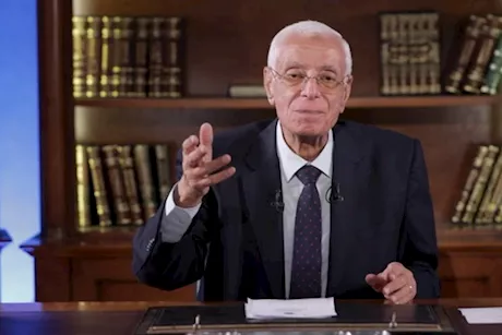 حسام موافي يحذر: فقدان الشهية يستدعي إجراء هذه التحاليل