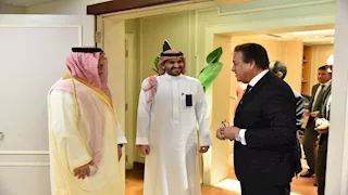 وزير الصحة يبحث مع مسؤول سعودي تعزيز التعاون في التعليم الطبي