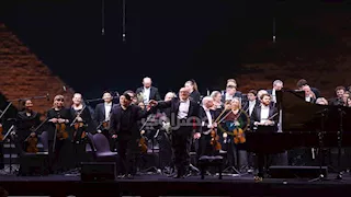 الصور الأولى من حفل افتتاح مهرجان صدى الأهرامات