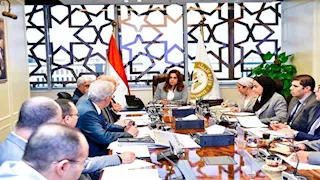 منال عوض تبحث تأثير مشروعات "طلعت مصطفى" على البيئة بشرم الشيخ