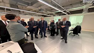 وزير الإسكان يبحث تعزيز التعاون مع "أكسيونا" الإسبانية في مشروعات المياه والتحلية