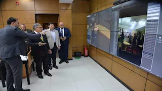 محافظ الدقهلية يتابع العمل بالشبكة الوطنية ويوجه بحل شكاوى المواطنين  