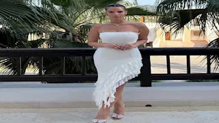 بفستان جريء.. أحدث ظهور لـ إيمان العاصي والجمهور يغازلها (صور)