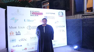 جلباب صعيدي يخطف الأنظار في افتتاح أسبوع الموضة بمصر