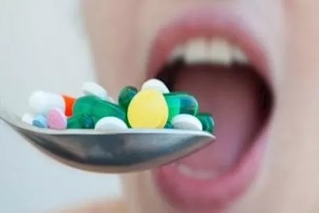 احذر الجمع بين العقاقير دون استشارة طبية.. لهذه الأسباب