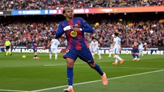 موعد مباراة برشلونة وأوساسونا في الدوري الإنجليزي والقناة الناقلة 