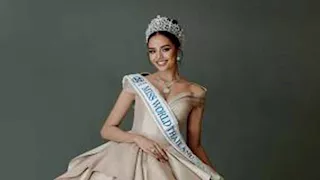 6 صور ساحرة.. إطلالة جذابة لـ ملكة جمال العالم 2025