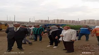 مصادرة 50 عربة كارو ورفع 200 طن مخلفات في شبرا الخيمة (صور)