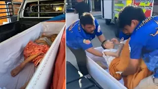 قبل لحظات من حرق جثمانها.. استيقاظ سيدة داخل تابوت (فيديو)