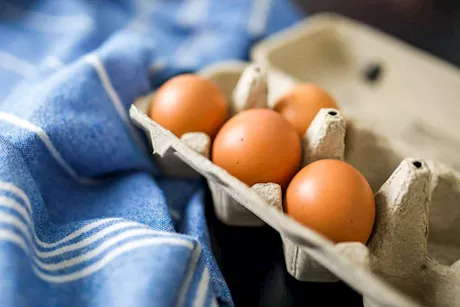 لزيادة فوائد البيض- 5 أطعمة تناولها معه
