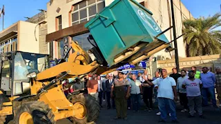 الأقصر تطلق منظومة آلية جديدة لجمع القمامة لتعزيز النظافة العامة (صور)