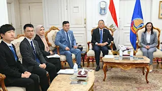 بالصور- محافظ البحيرة تستقبل القنصل الصيني لبحث فرص التعاون المشترك