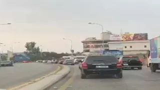 فيديو وصور.. نزوح كبير من جنوب لبنان بعد قصف إسرائيلي وتحذير من التصعيد