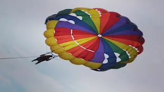 سقوط مفاجئ في سماء الهرم.. حادث باراشوت داخل نادي قصر الأهرام