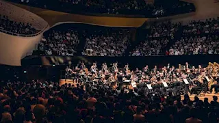 متظاهرون يعرقلون حفلًا موسيقيًا لأوركسترا إسرائيلي في باريس