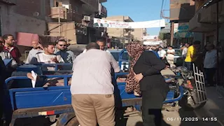 بالصور- ضبط 7 أطنان أغذية وألبان ودواجن فاسدة بالمنيا 