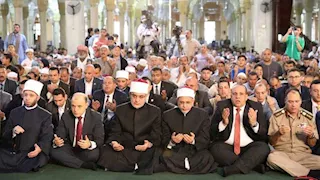 المفتي يؤدي صلاة الجمعة بالمسجد الدسوقي بمناسبة العيد القومي لكفرالشيخ