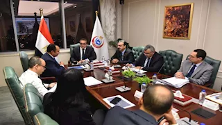 وزير الصحة يبحث إنشاء مستشفى للأطفال بمعهد ناصر