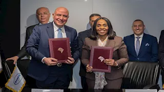 36.4 مليون دولار من "أفريكسيم بنك" لـ"سامكو مصر" لبناء استاد في أوغندا