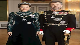 خطفت الأنظار بجمالها في المتحف المصري والأهرامات.. من هي ماري إليزابيث ملكة الدنمارك؟