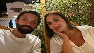 بعد شائعة انفصالهما.. 15 صورة رومانسية تجمع كريم محمود عبدالعزيز وآن الرفاعي