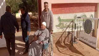 إقبال ملحوظ من كبار السن على الانتخابات البرلمانية بالوادي الجديد (صور)