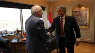 السياحة: برامج سياحية تربط بين مصر واليونان