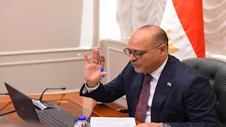 بشراكة القطاع الخاص.. وزير العمل: إطلاق "التفتيش الذكي" على المنشآت