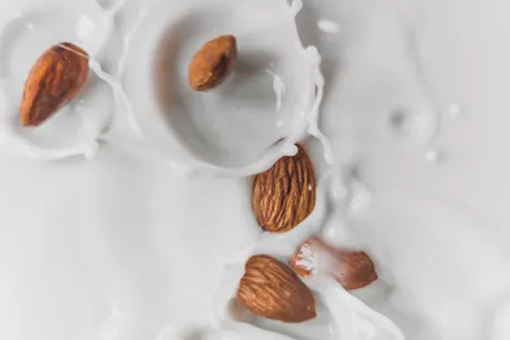 خبيرة تغذية تنصح مرضى السكري بهذا الحليب