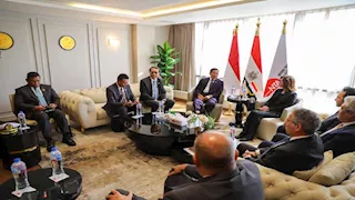 الأكاديمية الوطنية للتدريب تستقبل وفدًا إندونيسيًا رفيع المستوى