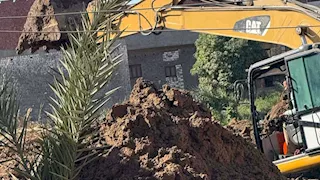 البحث عن شقيقين انهارت عليهما حفرة أثناء التنقيب عن الآثار بالفيوم 