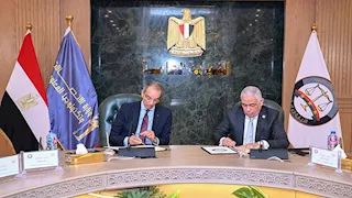 النائب العام يستقبل وزير الاتصالات وتكنولوجيا المعلومات بمقر مكتبه 