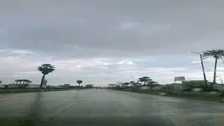 أمطار واضطراب حركة البحر.. توقعات طقس الساعات المقبلة