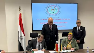 "نقل الكهرباء" توقع عقدًا لدعم مشروعاتها في شمال ووسط سيناء