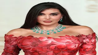 أناقة الفوشيا.. هكذا اختارت ياسمين صبري تنسيق إطلالتها