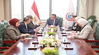 وزير الصحة يبحث مع "إي فاينانس" و"إي هيلث" سبل التعاون 