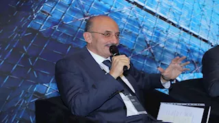 مطور عقاري يحذر من نقص محتمل في مواد البناء ويدعو لبدائل خارجية