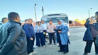 وفد صيني يزور صومعة الغلال بالخارجة في الوادي الجديد