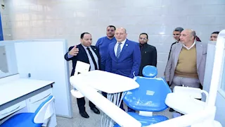 رئيس جامعة سوهاج يتفقد مستشفى طب الأسنان استعدادًا للتشغيل التجريبي