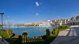 لتلبية معدلات الإشغال المتزايدة في سيليا بالعاصمة الجديدة.. افتتاح The Village المنطقة التجارية غدا 