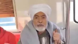 "حطت رجلها في وشّنا".. قصة مشادة بين مُسن صعيدي وفتاة بالمترو (فيديو وصور)