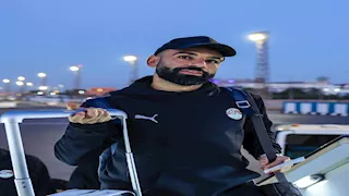 صلاح يرفض طلبا لصحفي ليفربول بعد مباراة زيمبابوي.. (فيديو)