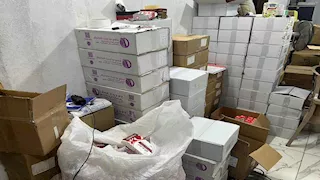 ضبط كميات كبيرة من الأدوية مجهولة المصدر بمخزن غير مرخص في سوهاج