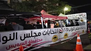 إقبال في الساعة الأخيرة للتصويت بجولة الإعادة للنواب بالسويس (صور)