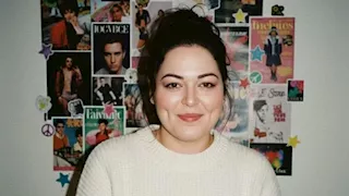 ضحكة "فيحاء" أطفأها رماد سيجار.. رحلة نيفين مندور بين ذكريات المجد ونيران القدر