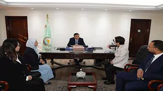 وزير الزراعة يبحث إنشاء مصنع متطور للمبيدات بتكنولوجيا عالمية