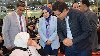 رئيس جامعة بنها يتفقد امتحانات كليتي التمريض والتربية 