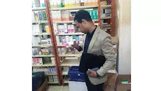 بالصور- ضبط كمية من الأدوية منتهية الصلاحية في حملة بأسوان