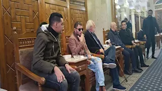 بالصور| عمر فاروق الفيشاوي يستقبل عزاء والدته سمية الألفي